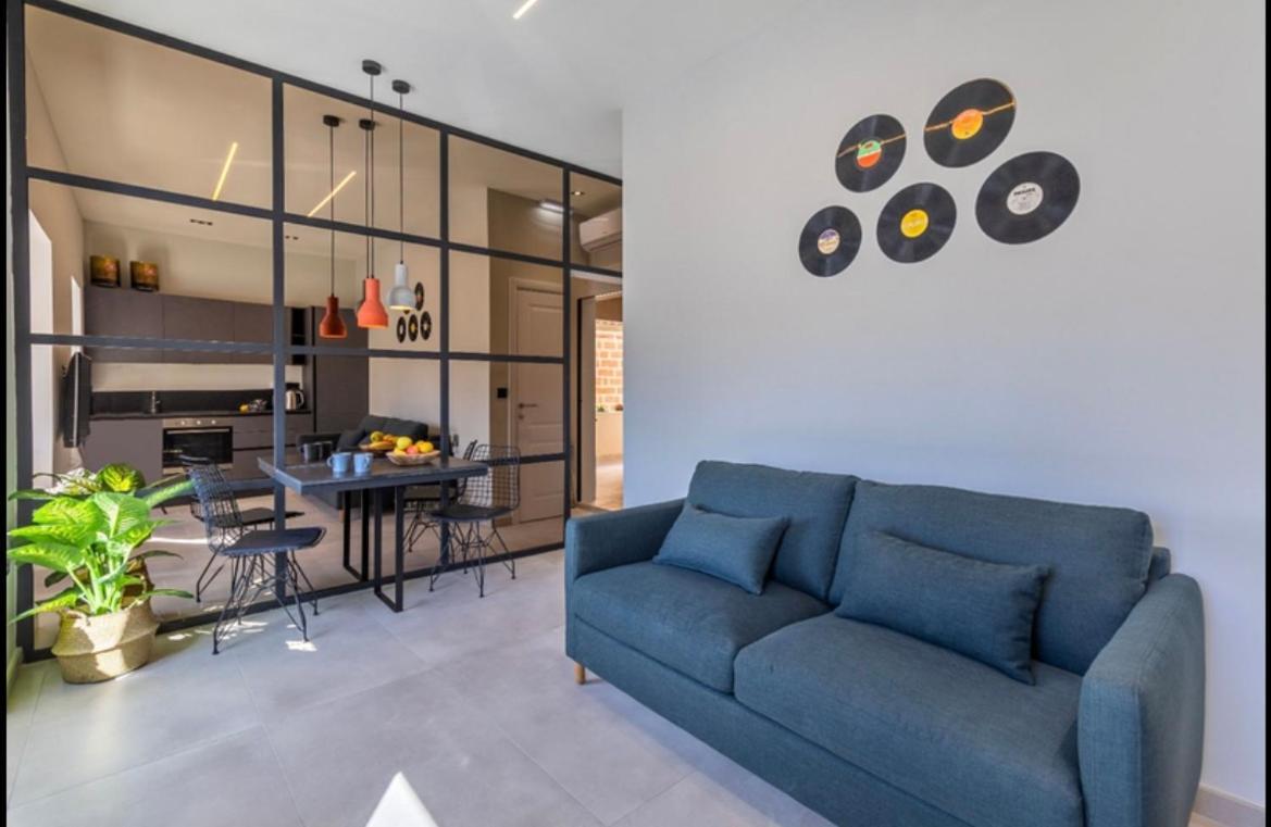 New - Designer Finished 1 Bedroom Apartment A 5 Minutes Ferry Away From Valletta Mosta Esterno foto