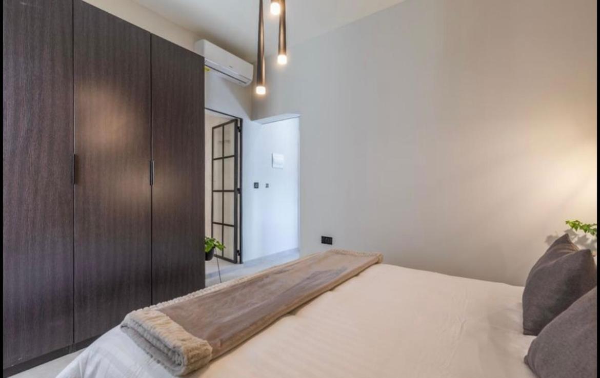 New - Designer Finished 1 Bedroom Apartment A 5 Minutes Ferry Away From Valletta Mosta Esterno foto